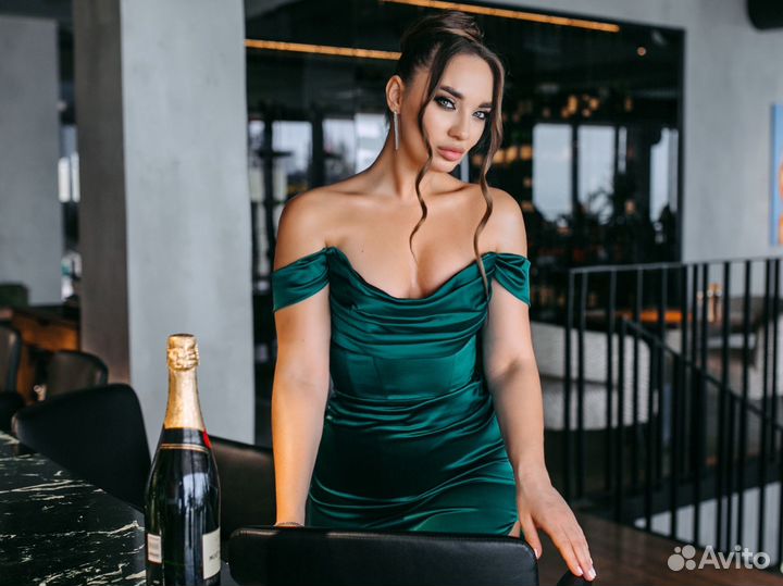 Вечернее платье