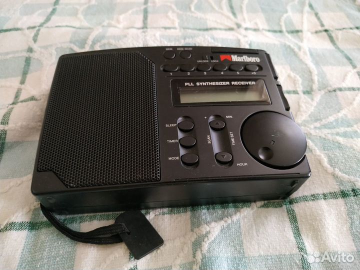 Радиоприемник Marlboro+часы Marlboro оригинал