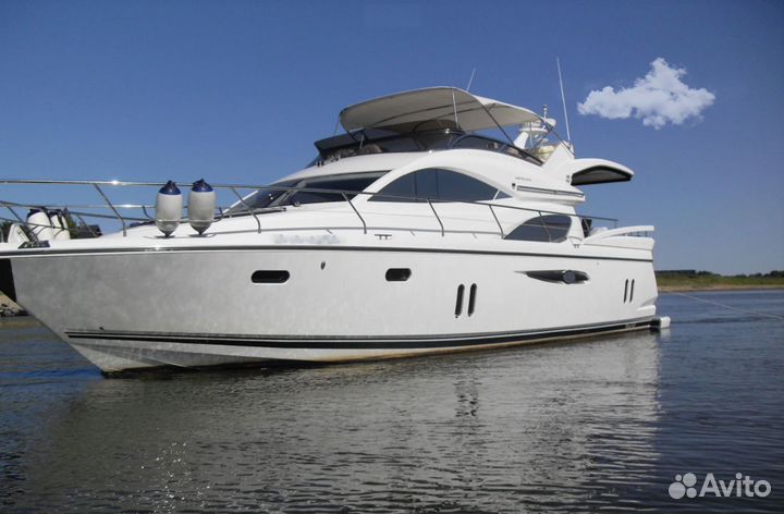 Яхта с флайбриджем Pearl 60, 2007 г