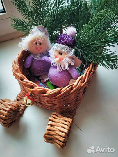 Корзина плетёная новогодняя