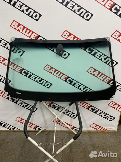 Лобовое стекло BMW 7 E65