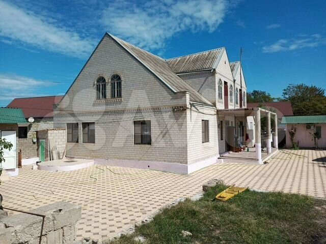 Дом 100 м² на участке 3 га