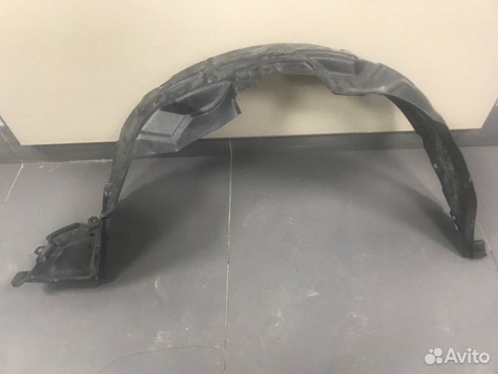 Подкрылок передний правый Toyota Duet M100 ejde