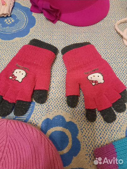 Шапки для девочки Benetton, HM на 6-8 лет