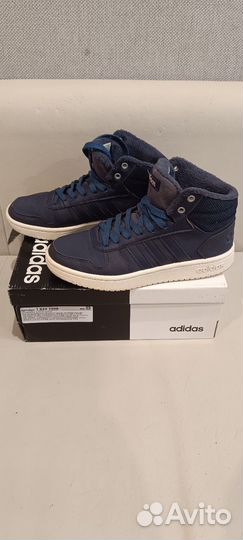 Кроссовки adidas 38