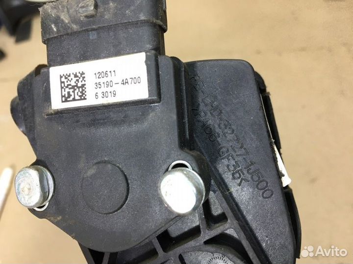 Педаль газа Kia Rio 3 седан