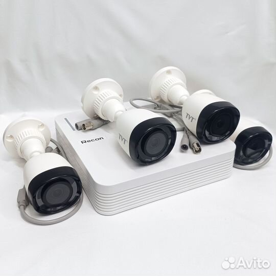 Комплект видеонаблюдения: 4 уличные камеры 2 Мп +