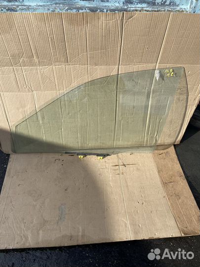 Стекло двери передней левой Mitsubishi Lancer IX