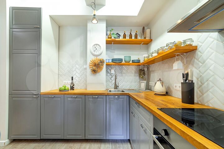 2-к. квартира, 40 м², 1/5 эт.