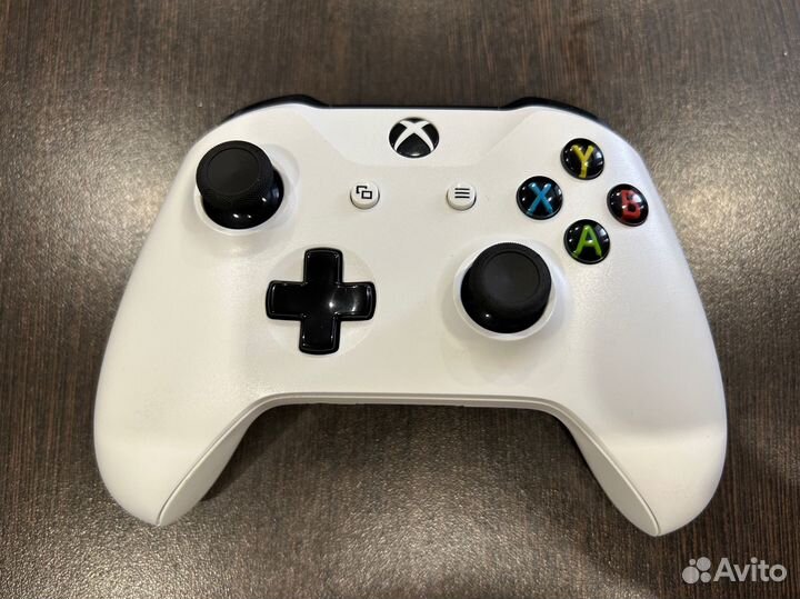 Xbox One S 512 Ростест с дисководом