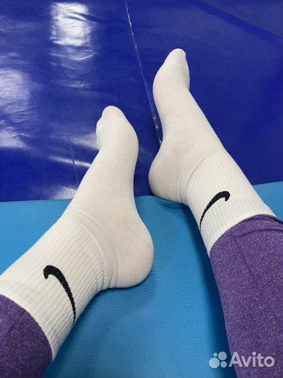 Носки nike высокие белые