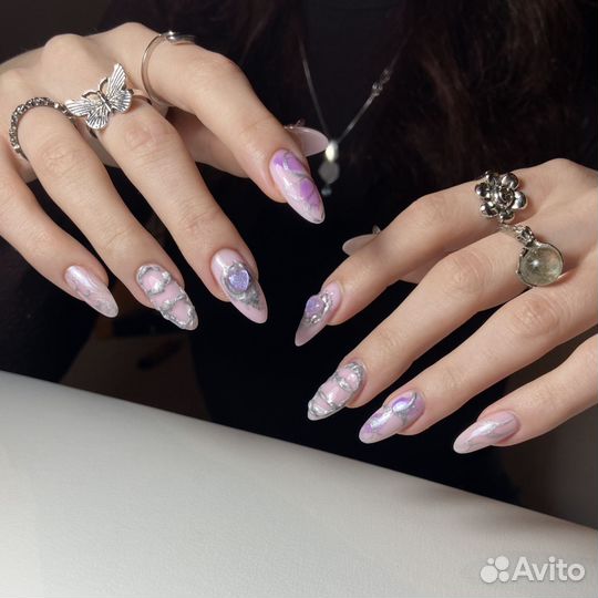 Маникюр, наращивание ногтей