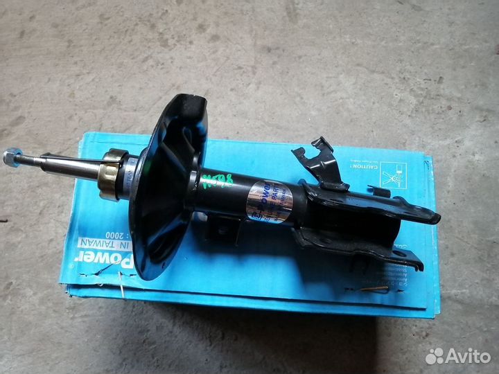 Стойка амортизатор Nissan Teana J31 2003-2008