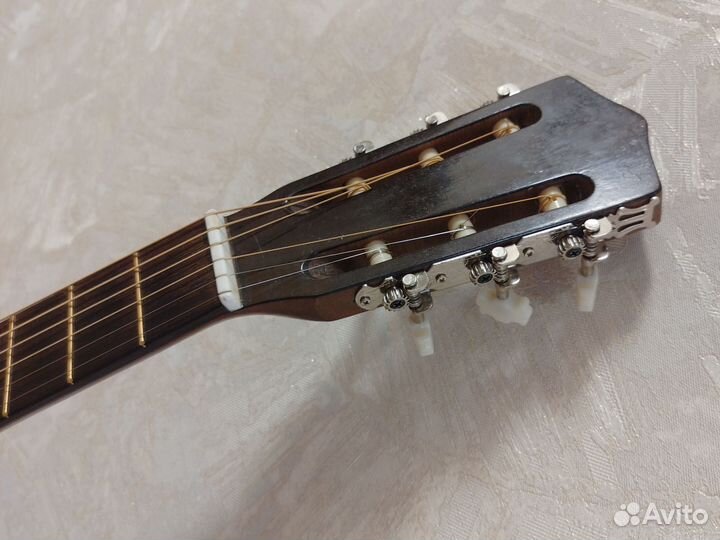 Классическая гитара Лигнатон