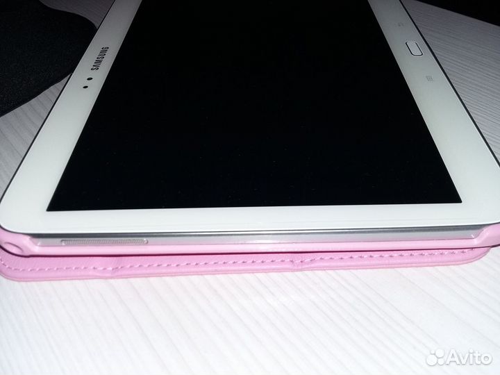 Планшет Samsung GT-P5200 Galaxy Tab 3 10.1