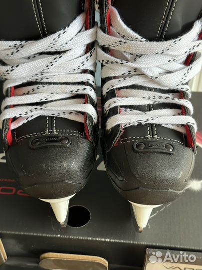 Коньки хоккейные детские bauer x300