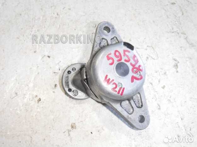 Натяжитель ремня Мерседес