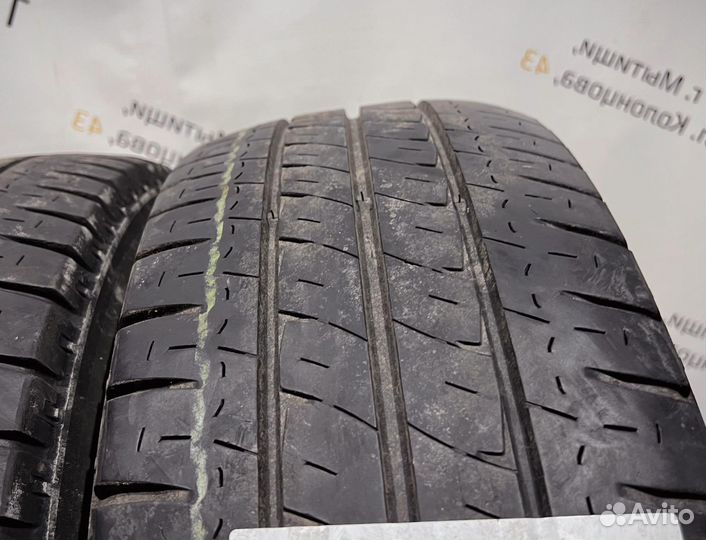 Michelin Agilis 235/65 R16 94Y