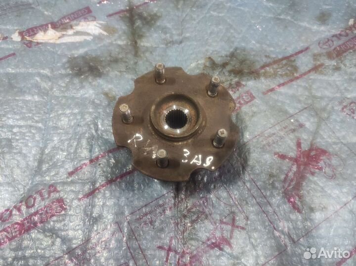 Ступица задняя Toyota rav 4 30