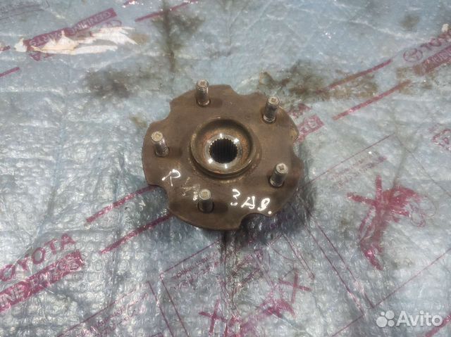 Ступица задняя Toyota rav 4 30