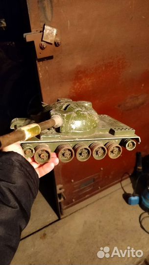 Игрушка СССР танк