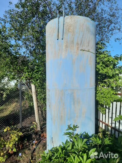 Емкость бу продам