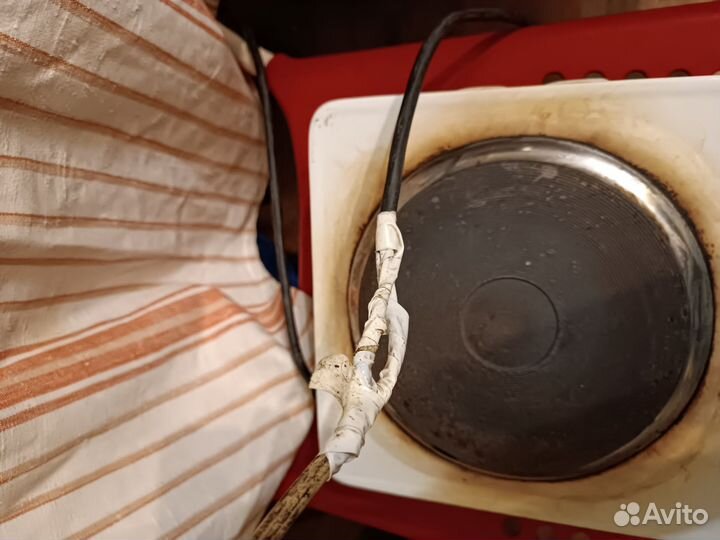 Плитка электрическая настольная бу