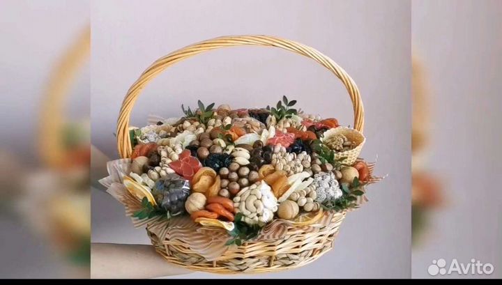 Вкусный букет корзина, сухофрукты,день рождения