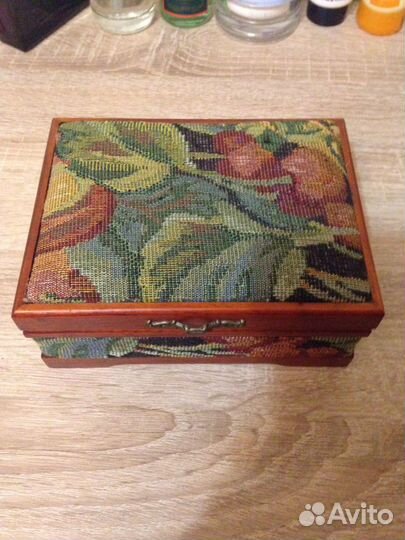 Шкатулка для украшений