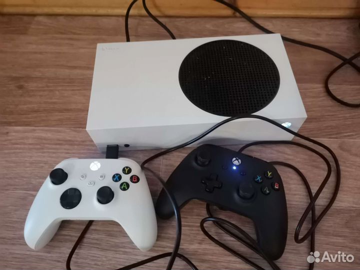 Xbox series s 500 gb ssd бу