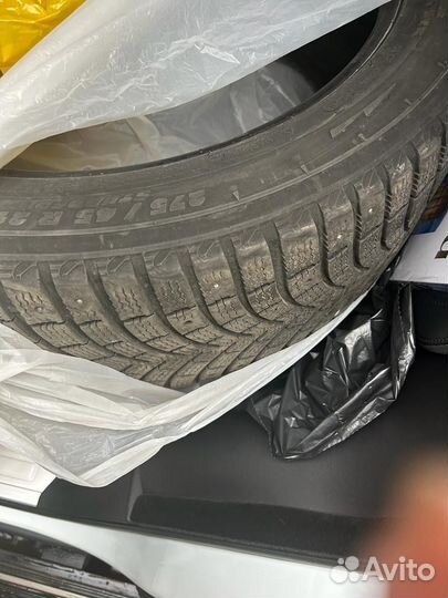 Michelin Latitude X-Ice North 245/45 R21