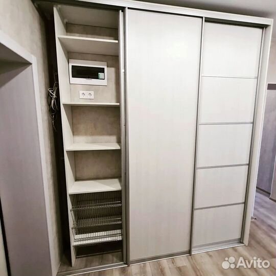 Шкаф встроенный