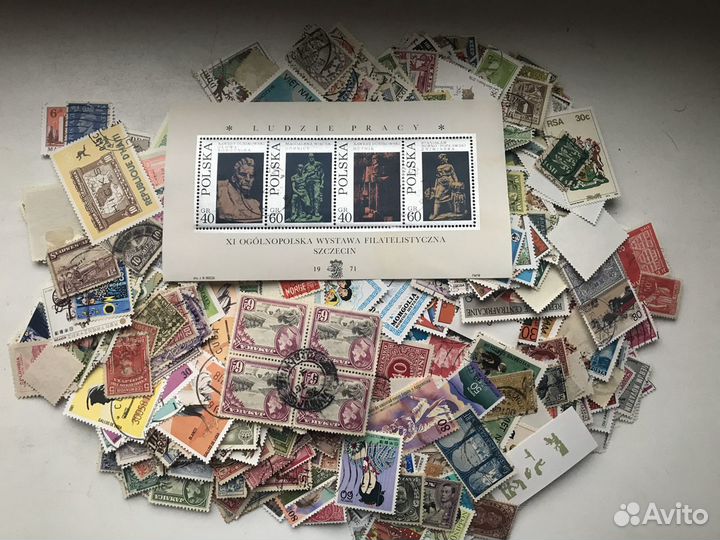 Марки мира. 1300 штук