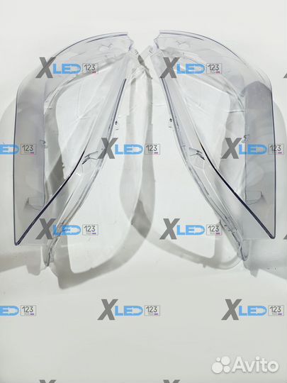 Стекло фары правое левое BMW X1 E84 E 84