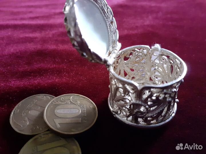 Украшения финифть