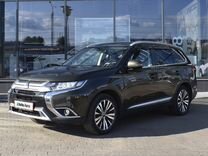 Mitsubishi Outlander 2.0 CVT, 2019, 117 367 км, с пробегом, цена 2 180 000 руб.