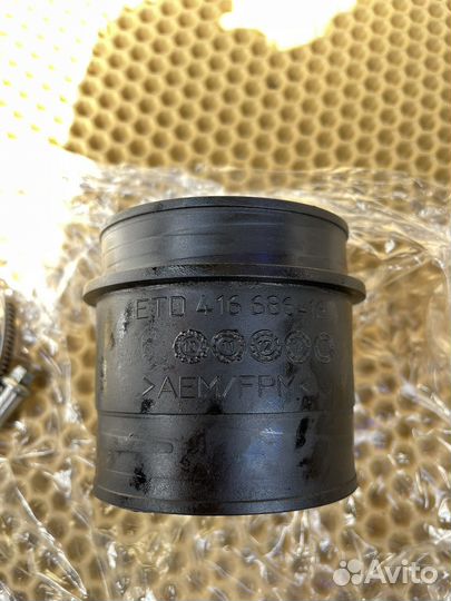 Патрубок впускной системы Volkswagen Passat (б/у)