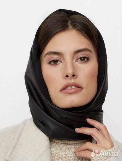 Косынка женская кожаная