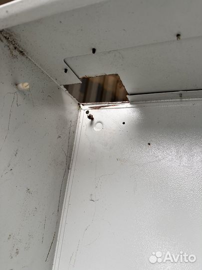 Ящик металлический