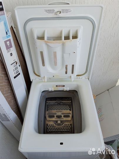 Стиральная машина Zanussi вертикальная