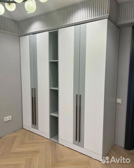 Шкаф распашной как IKEA