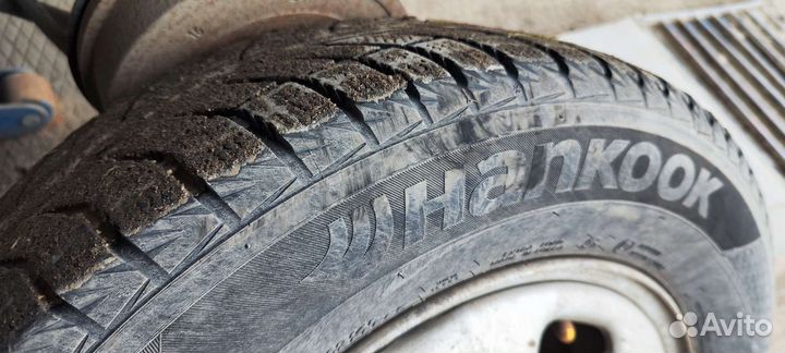 Hankook Winter I'Cept IZ2 215/65 R16 102T