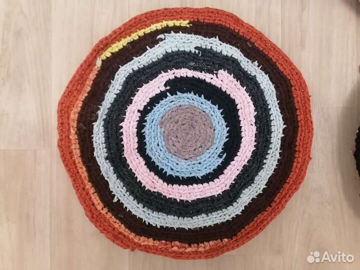 Вязанные коврики 40-45 см