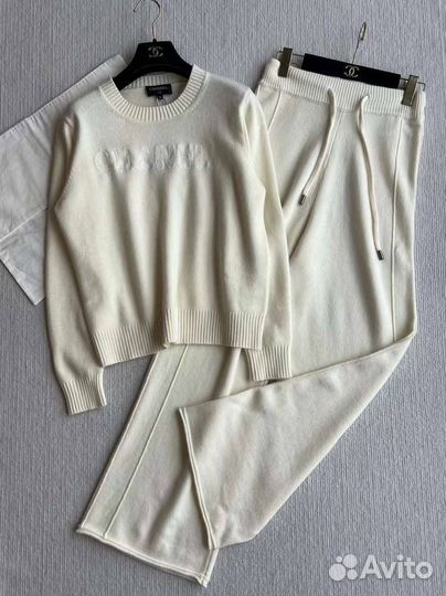 Кашемировый костюм chanel