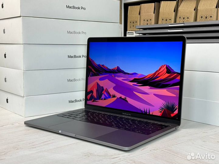 Ноутбук Apple MacBook Pro 13 2017 i5 + SSD