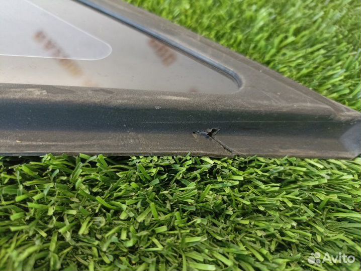 Стекло кузовное глухое переднее левое Hyundai