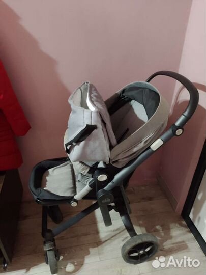 Детская коляска 3 в 1