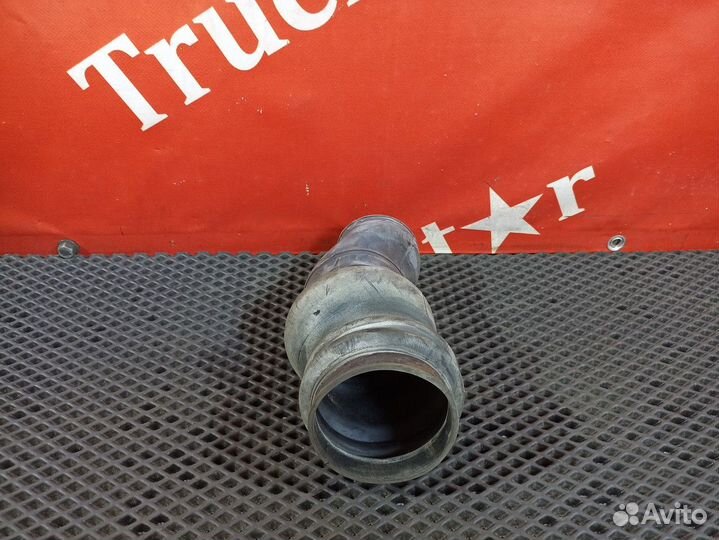 Патрубок отопителя Renault T