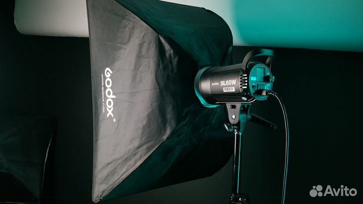 Светильник Godox SL 60W. Студийный постоянный свет