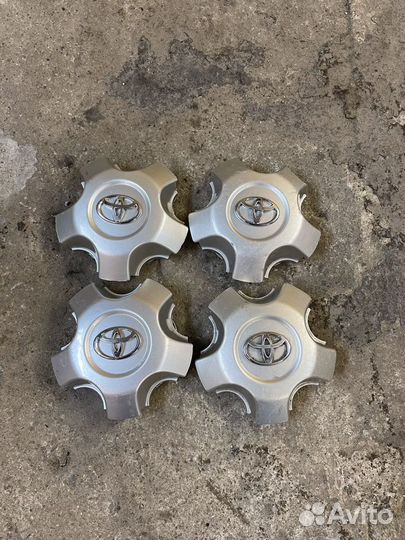 Колпачки на Тойота Ленд Крузер